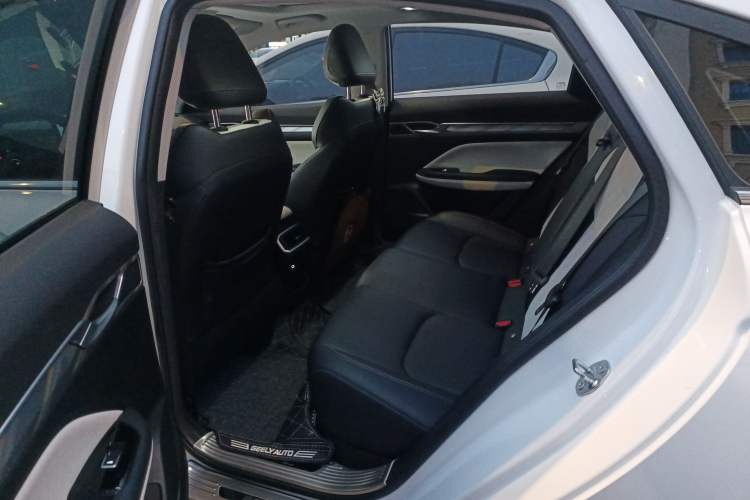 Used Geely Auto Emgrand L 2022 1.4T CVT Flagship Edition Left Rear Seat