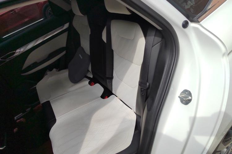 Used Geely Auto Emgrand L 2022 1.4T CVT Flagship Edition Left Rear Seat