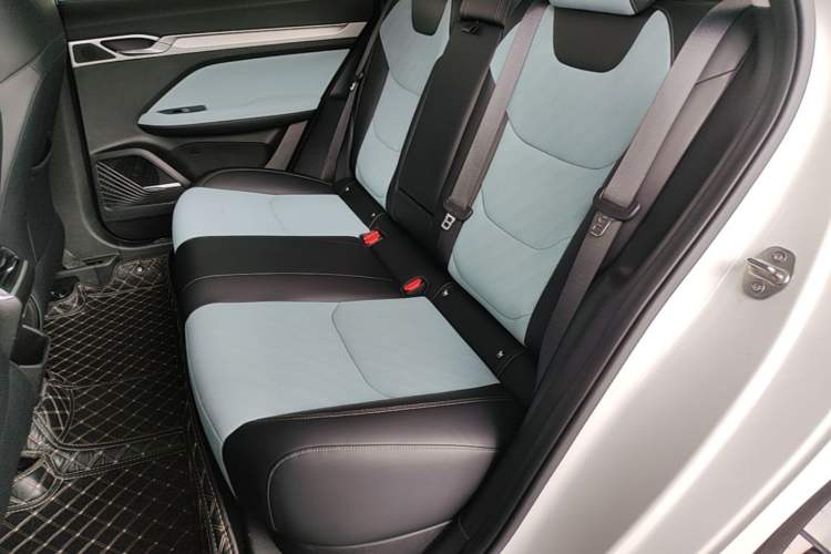 Used Geely Auto Emgrand L 2022 1.4T CVT Ultimate Model Left Rear Seat