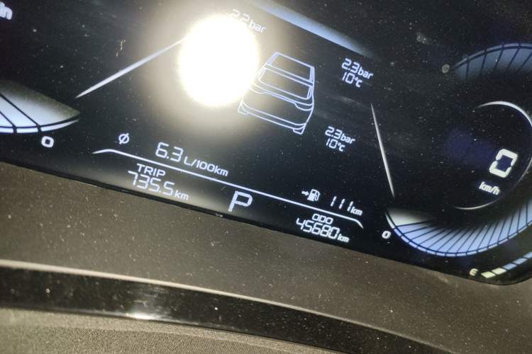 Used Geely Auto Emgrand L 2022 1.4T CVT Flagship Edition Odometer Close Up
