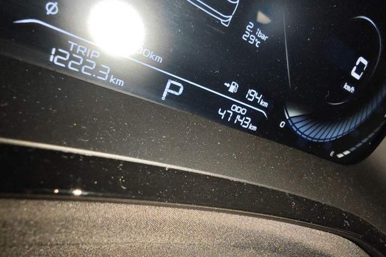 Used Geely Auto Emgrand L 2022 1.4T CVT Flagship Edition Odometer Close Up