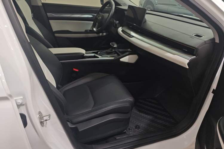 Used Geely Auto Emgrand L 2022 1.4T CVT Flagship Edition Right Front Seat