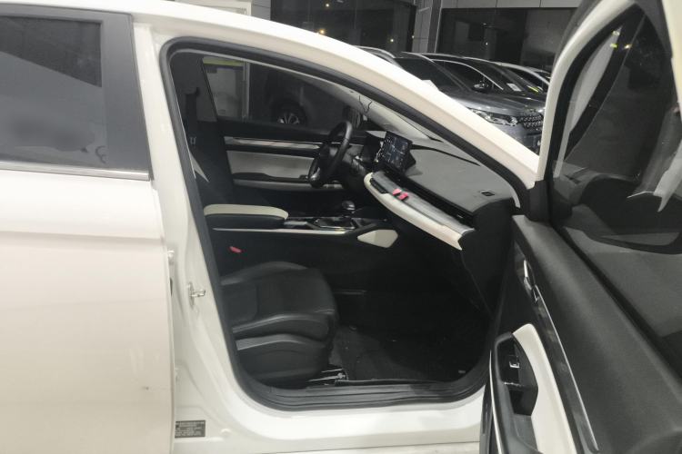 Used Geely Auto Emgrand L 2022 1.4T CVT Flagship Edition Right Front Seat