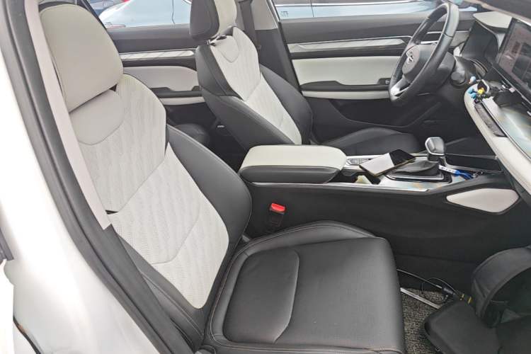 Used Geely Auto Emgrand L 2022 1.4T CVT Flagship Edition Right Front Seat