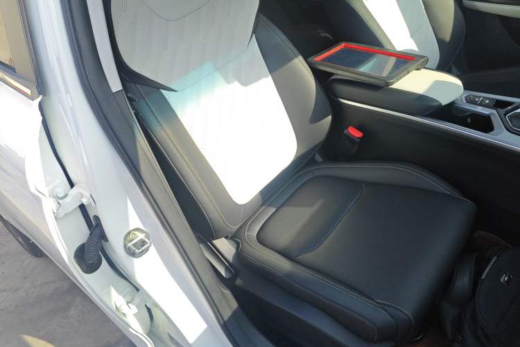Used Geely Auto Emgrand L 2022 1.4T CVT Flagship Edition Right Front Seat