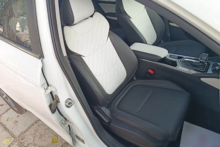 Used Geely Auto Emgrand L 2022 1.4T CVT Flagship Edition Right Front Seat