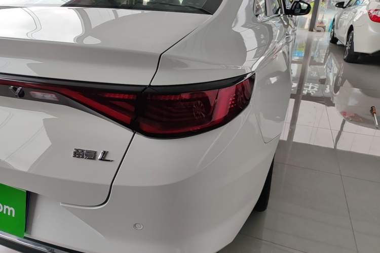 Used Geely Auto Emgrand L 2022 1.4T CVT Ultimate Model Right Rear Taillight