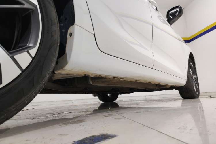 Used Geely Auto Emgrand L 2022 1.4T CVT Flagship Edition Right Side Sill