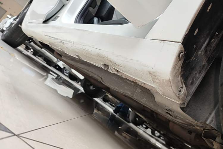 Used Geely Auto Emgrand L 2022 1.4T CVT Flagship Edition Right Side Sill