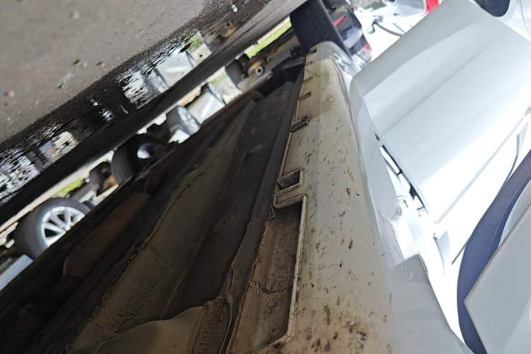 Used Geely Auto Emgrand L 2022 1.4T CVT Flagship Edition Right Side Sill