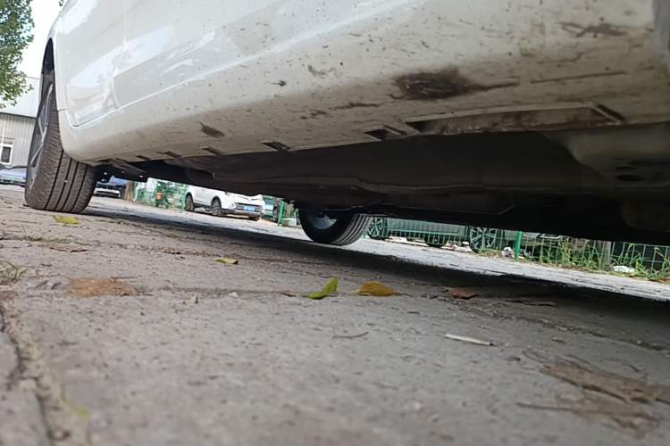 Used Geely Auto Emgrand L 2022 1.4T CVT Flagship Edition Right Side Sill