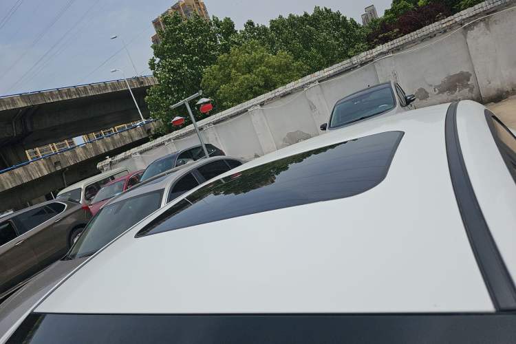 Used Geely Auto Emgrand L 2022 1.4T CVT Flagship Edition Roof