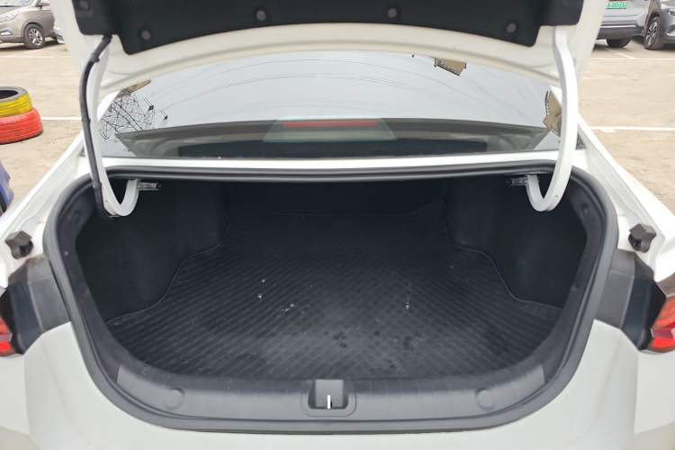 Used Geely Auto Emgrand L 2022 1.4T CVT Flagship Edition Trunk