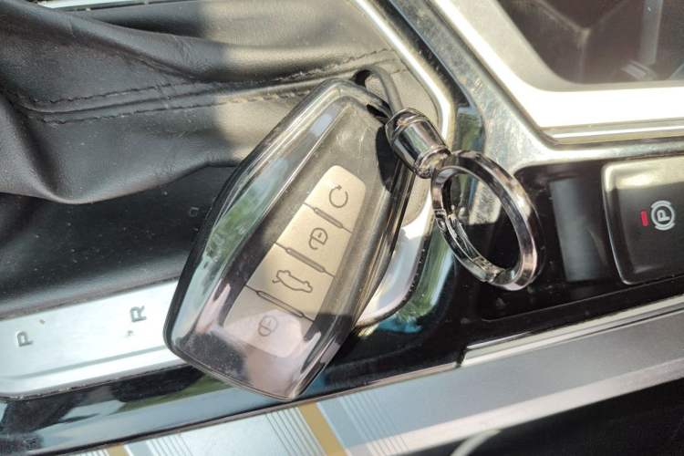Used Geely Auto Emgrand L 2022 1.4T CVT Flagship Edition Vehicle Key