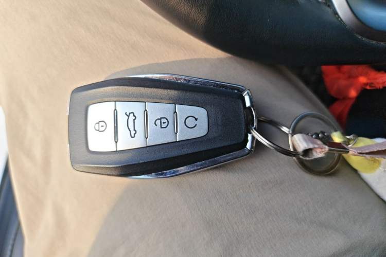 Used Geely Auto Emgrand L 2022 1.4T CVT Flagship Edition Vehicle Key