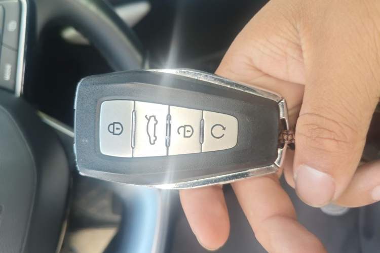 Used Geely Auto Emgrand L 2022 1.4T CVT Flagship Edition Vehicle Key