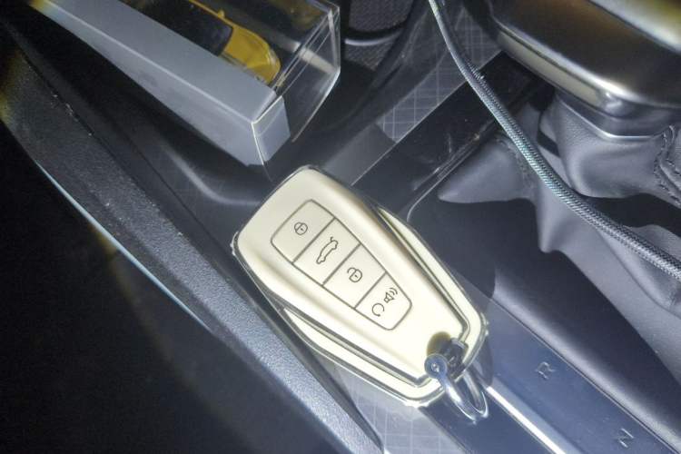 Used Geely Auto Emgrand L 2022 1.4T CVT Ultimate Model Vehicle Key