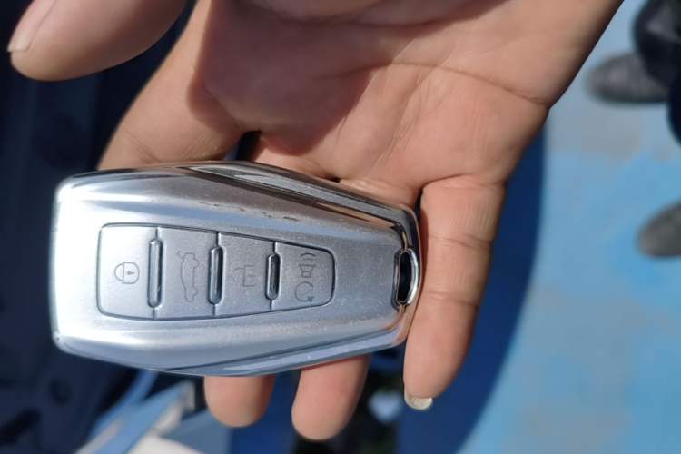 Used Geely Auto Emgrand L 2022 1.4T CVT Flagship Edition Vehicle Key