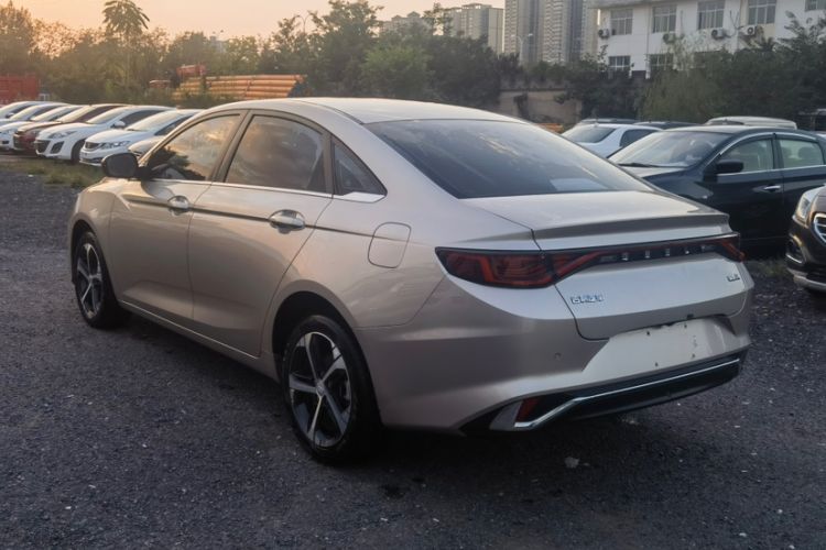 Used Geely Auto Emgrand L 2022 1.4T CVT Flagship Edition Exterior 3