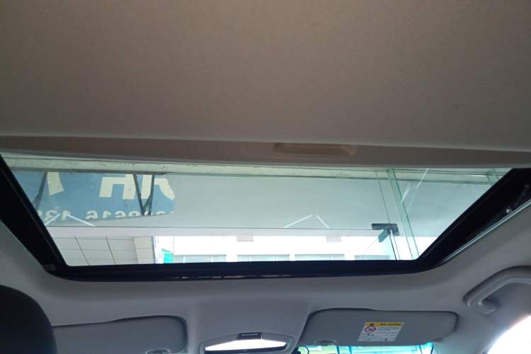 Used Geely Auto Emgrand L 2022 1.4T CVT Flagship Edition Headliner