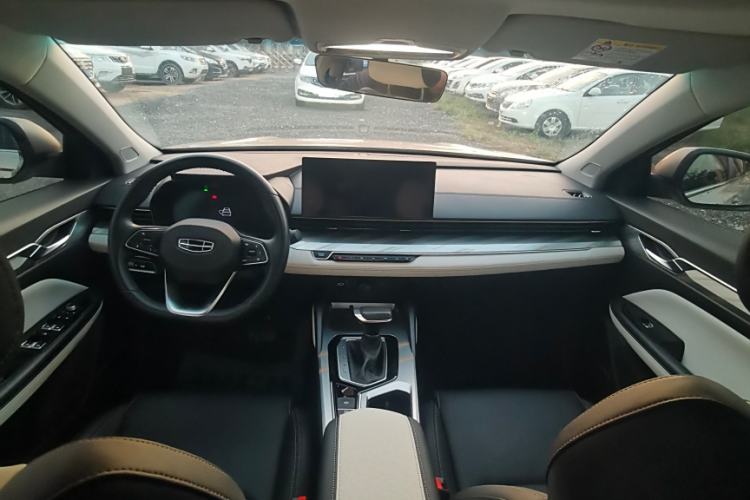 Used Geely Auto Emgrand L 2022 1.4T CVT Flagship Edition Interior 1
