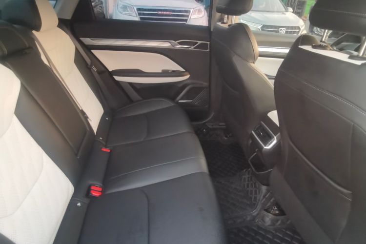 Used Geely Auto Emgrand L 2022 1.4T CVT Flagship Edition Interior 3
