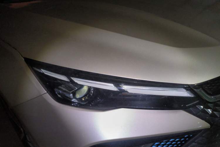 Used Geely Auto Emgrand L 2022 1.4T CVT Flagship Edition Right Front Headlight