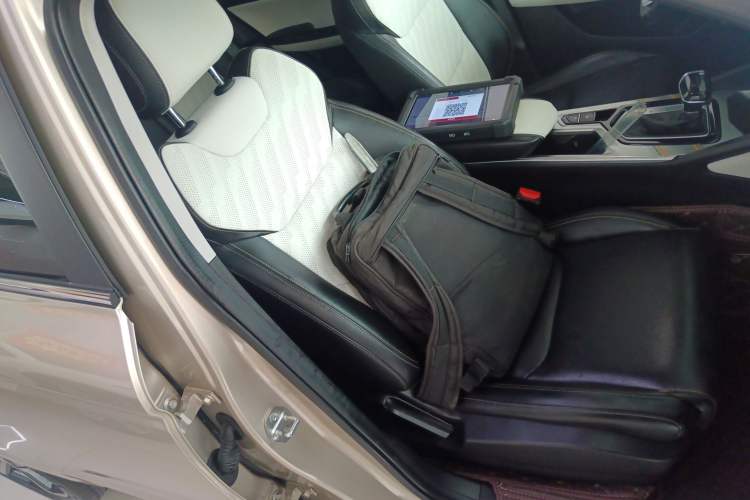 Used Geely Auto Emgrand L 2022 1.4T CVT Flagship Edition Right Front Seat