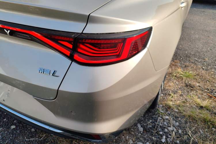 Used Geely Auto Emgrand L 2022 1.4T CVT Flagship Edition Right Rear Taillight