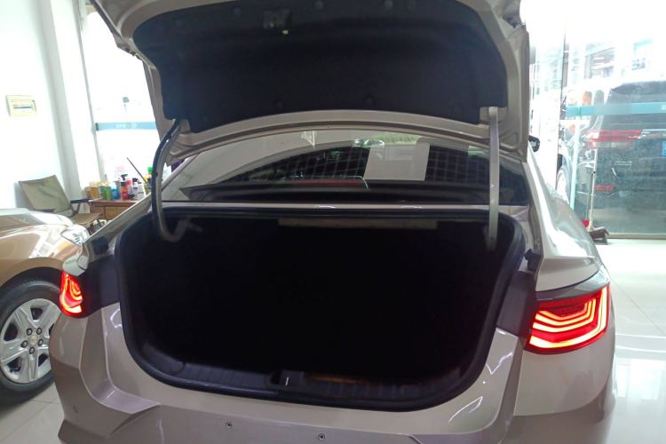 Used Geely Auto Emgrand L 2022 1.4T CVT Flagship Edition Trunk
