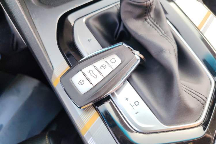 Used Geely Auto Emgrand L 2022 1.4T CVT Flagship Edition Vehicle Key