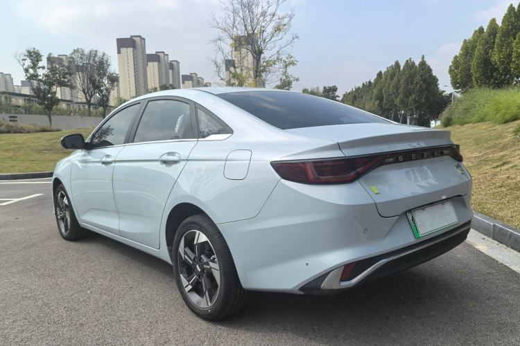 Used Geely Auto Emgrand L HiP 2022 1.5TD-DHT Pro 100KM Super Rui Exterior 3