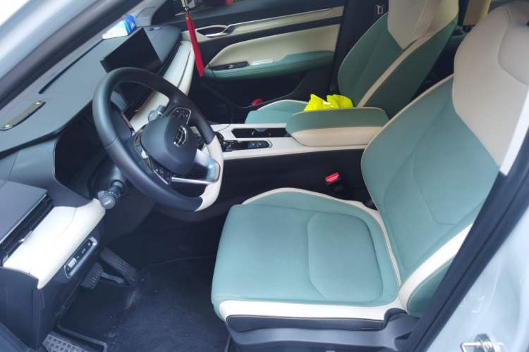 Used Geely Auto Emgrand L HiP 2022 1.5TD-DHT Pro 100KM Super Swift Left Front Seat