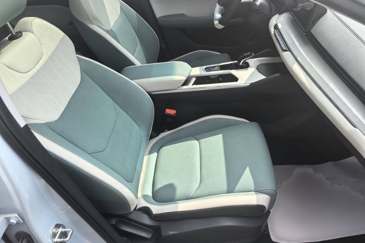 Used Geely Auto Emgrand L HiP 2022 1.5TD-DHT Pro 100KM Super Rui Right Front Seat
