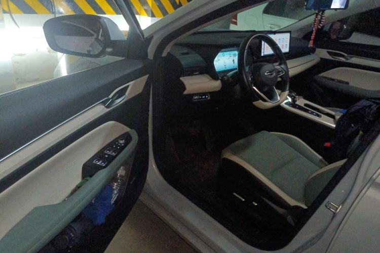 Used Geely Auto Emgrand L HiP 2022 1.5TD-DHT Pro 100KM Super Rui Driver Seat