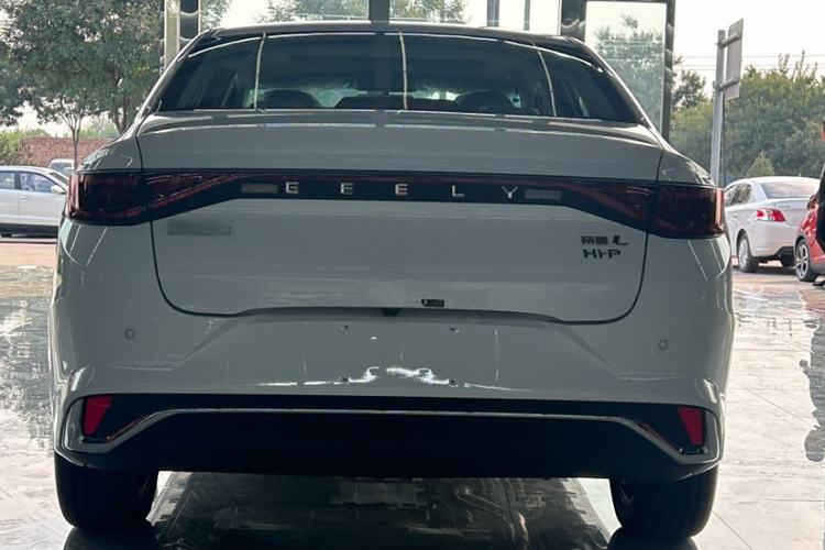 Used Geely Auto Emgrand L HiP 2024 Champion Edition 1.5TD-DHT Pro 100KM Superior Model Exterior 5
