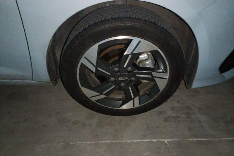 Used Geely Auto Emgrand L HiP 2022 1.5TD-DHT Pro 100KM Super Rui Right Front Wheel Hub