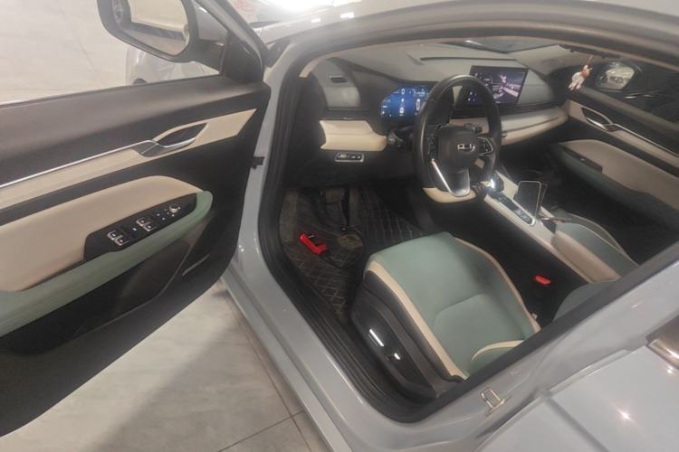 Used Geely Auto Emgrand L HiP 2022 1.5TD-DHT Pro 100KM Super Rui Driver Seat