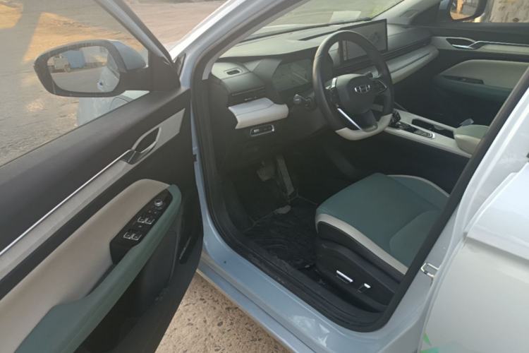 Used Geely Auto Emgrand L HiP 2022 1.5TD-DHT Pro 100KM Super Rui Driver Seat