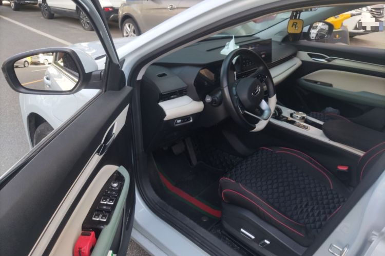 Used Geely Auto Emgrand L HiP 2022 1.5TD-DHT Pro 100KM Super Swift Driver Seat