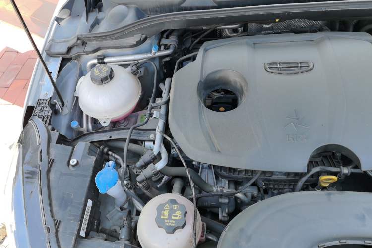 Used Geely Auto Emgrand L HiP 2022 1.5TD-DHT Pro 100KM Super Clean Engine Bay Right