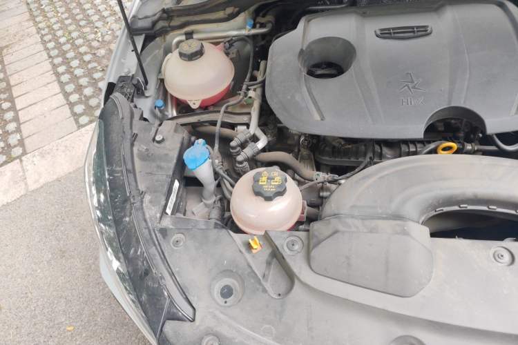 Used Geely Auto Emgrand L HiP 2022 1.5TD-DHT Pro 100KM Super Clean Engine Bay Right