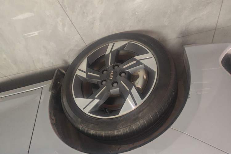Used Geely Auto Emgrand L HiP 2022 1.5TD-DHT Pro 100KM Super Rui Exterior 4