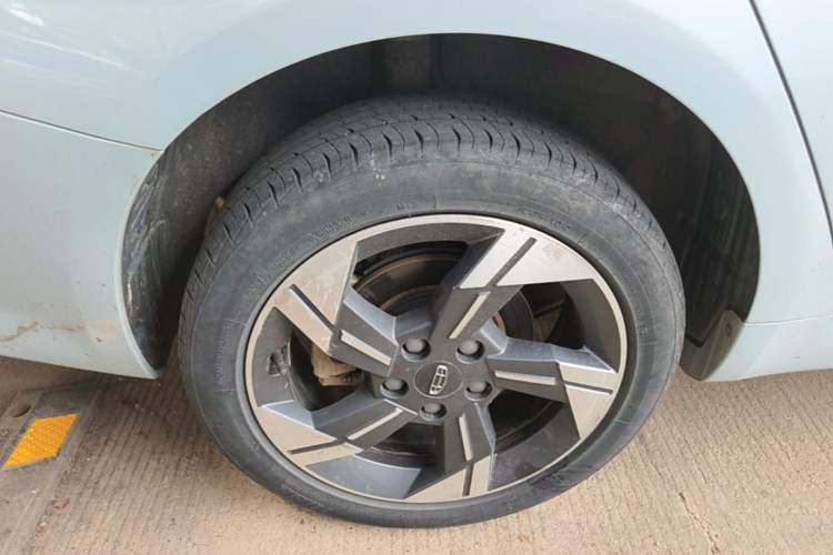 Used Geely Auto Emgrand L HiP 2022 1.5TD-DHT Pro 100KM Super Swift Exterior 5