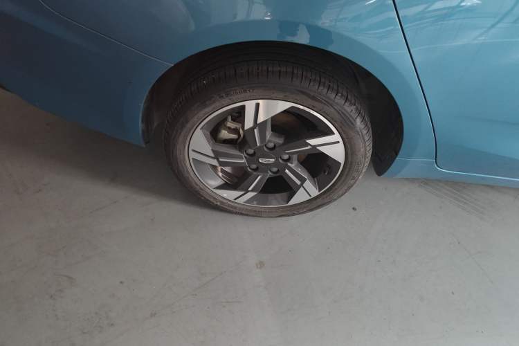 Used Geely Auto Emgrand L HiP 2022 1.5TD-DHT Pro 100KM Super Swift Exterior 8