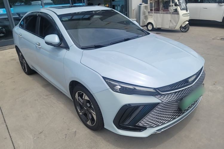 Used Geely Auto Emgrand L HiP 2022 1.5TD-DHT Pro 100KM Super Rui Front Right 45 Deg