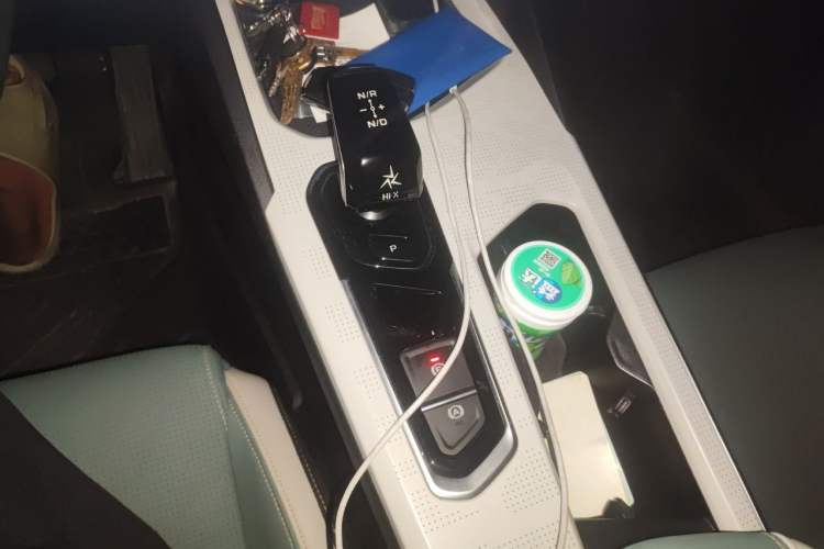 Used Geely Auto Emgrand L HiP 2022 1.5TD-DHT Pro 100KM Super Rui Gear Lever