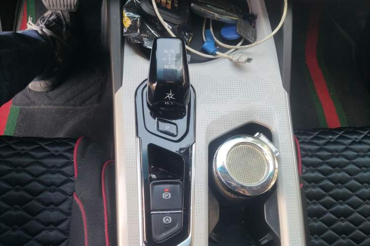 Used Geely Auto Emgrand L HiP 2022 1.5TD-DHT Pro 100KM Super Swift Gear Lever