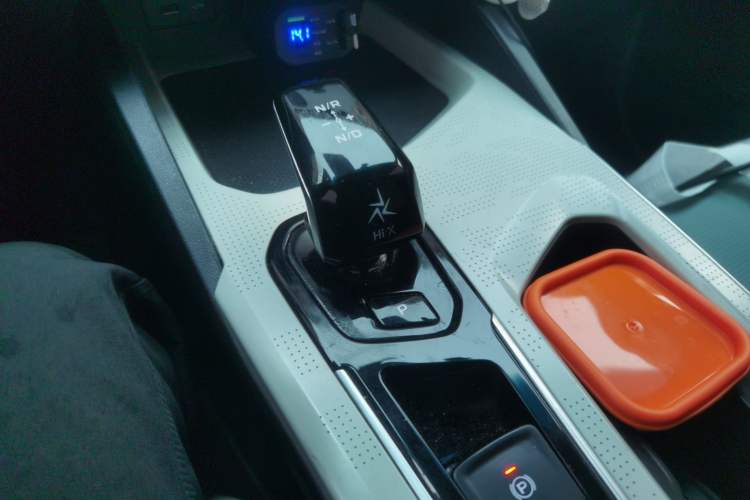 Used Geely Auto Emgrand L HiP 2022 1.5TD-DHT Pro 100KM Super Rui Gear Lever
