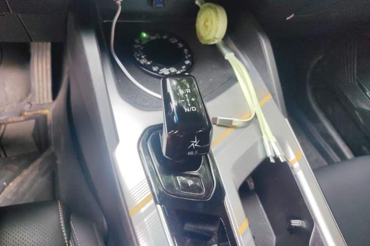 Used Geely Auto Emgrand L HiP 2022 1.5TD-DHT Pro 100KM Super Clean Gear Lever